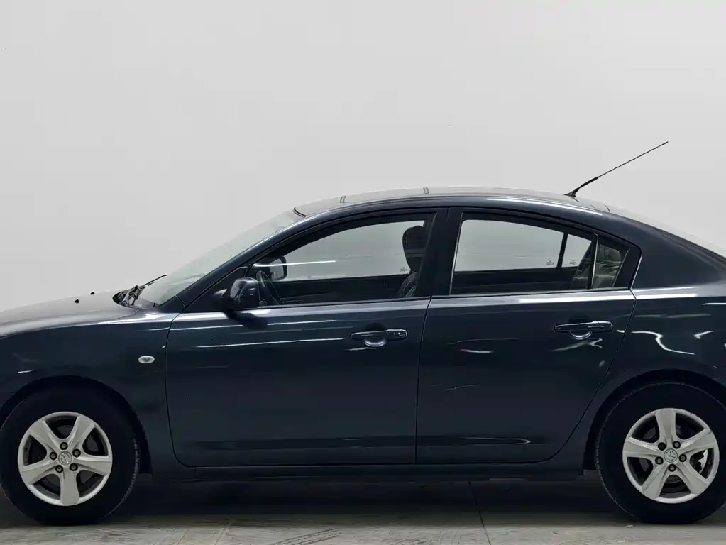 Mazda 3 — миниатюра 7