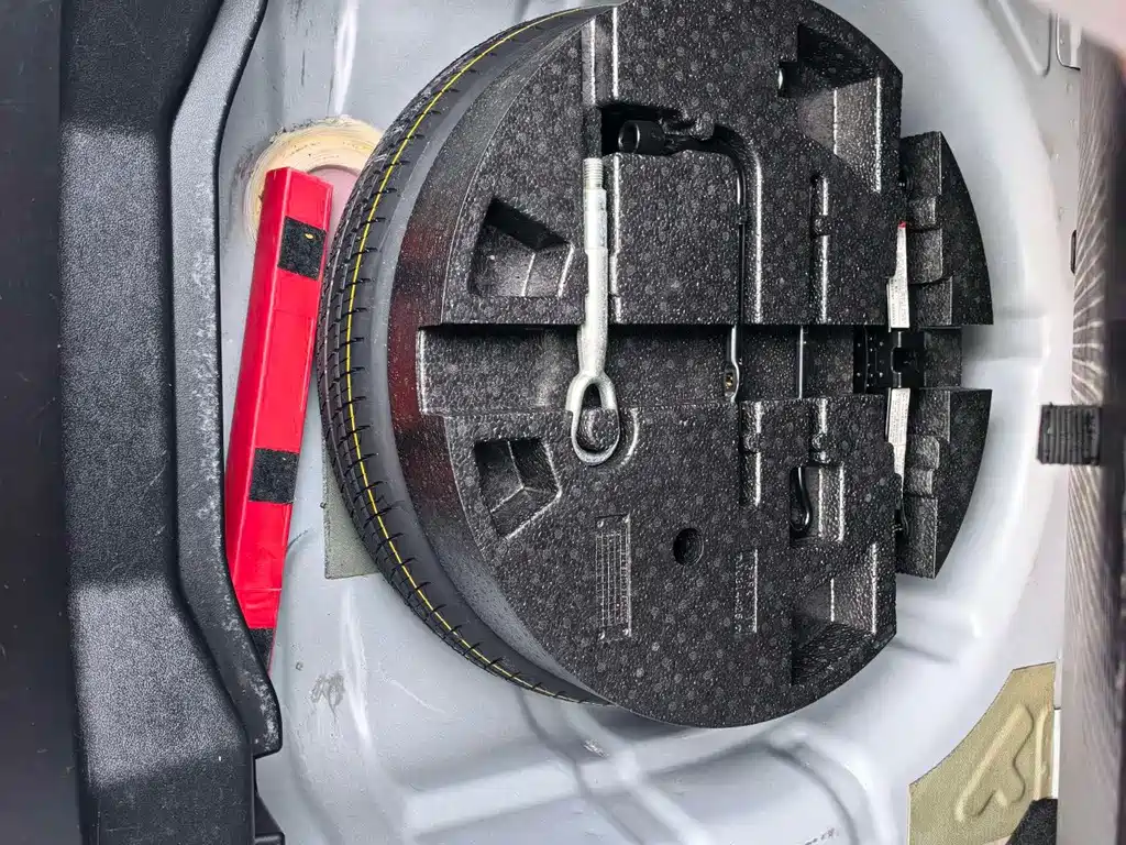 Roewe 360 — миниатюра 13
