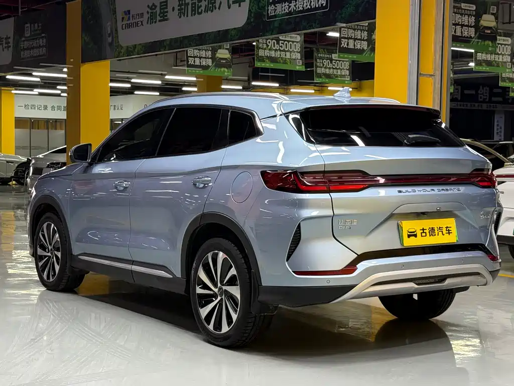 BYD Song Plus PLUS 2023 Champion DM-i 110KM Flagship PLUS