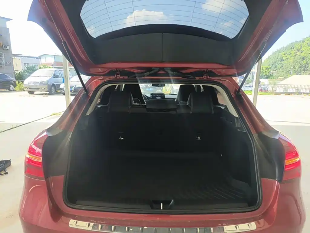 Mercedes-Benz GLA — миниатюра 19