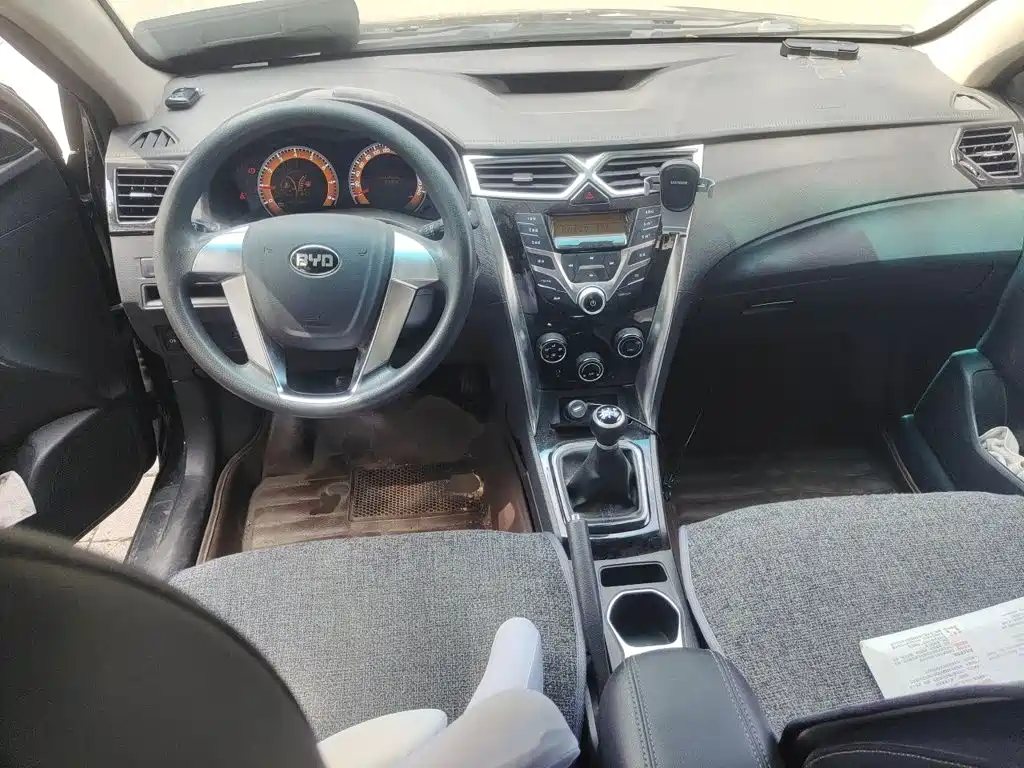 BYD F3 — миниатюра 10