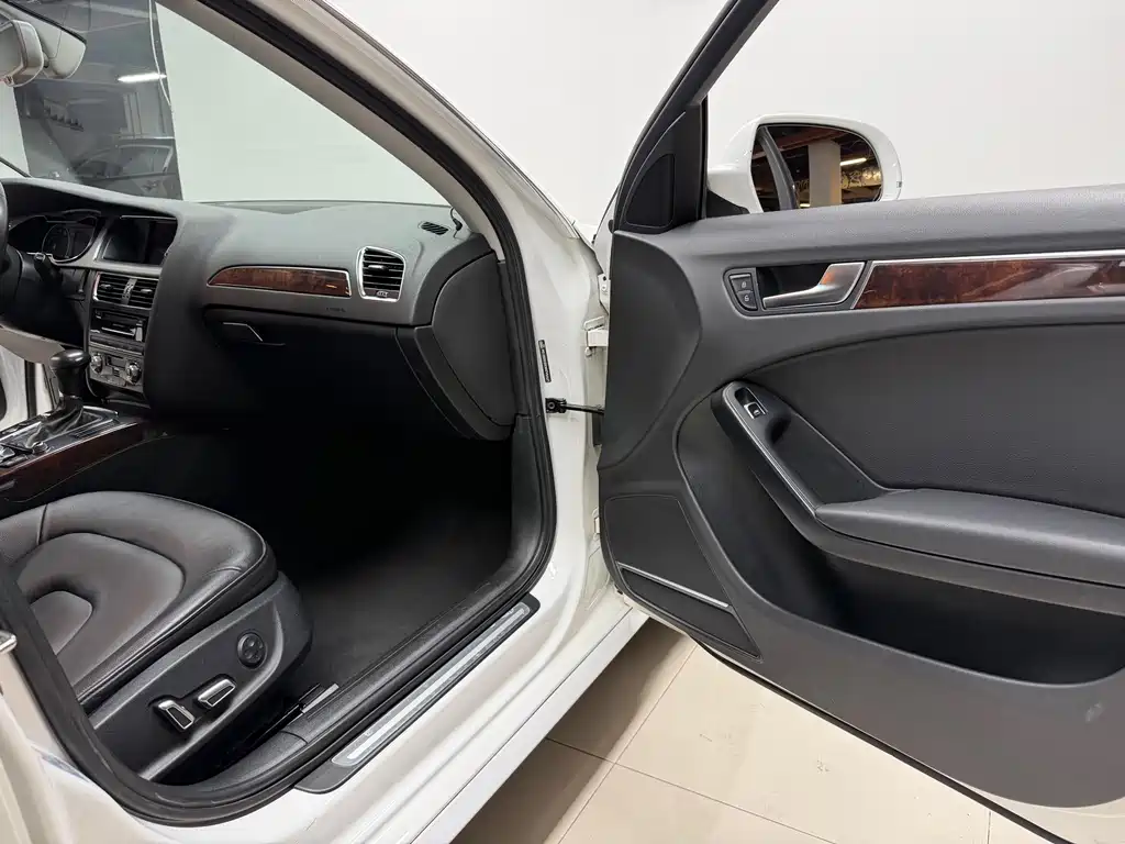 Audi A4L — миниатюра 17
