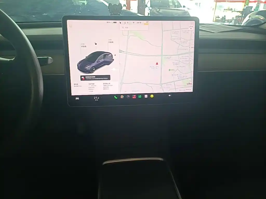 Tesla Model 3 — миниатюра 13