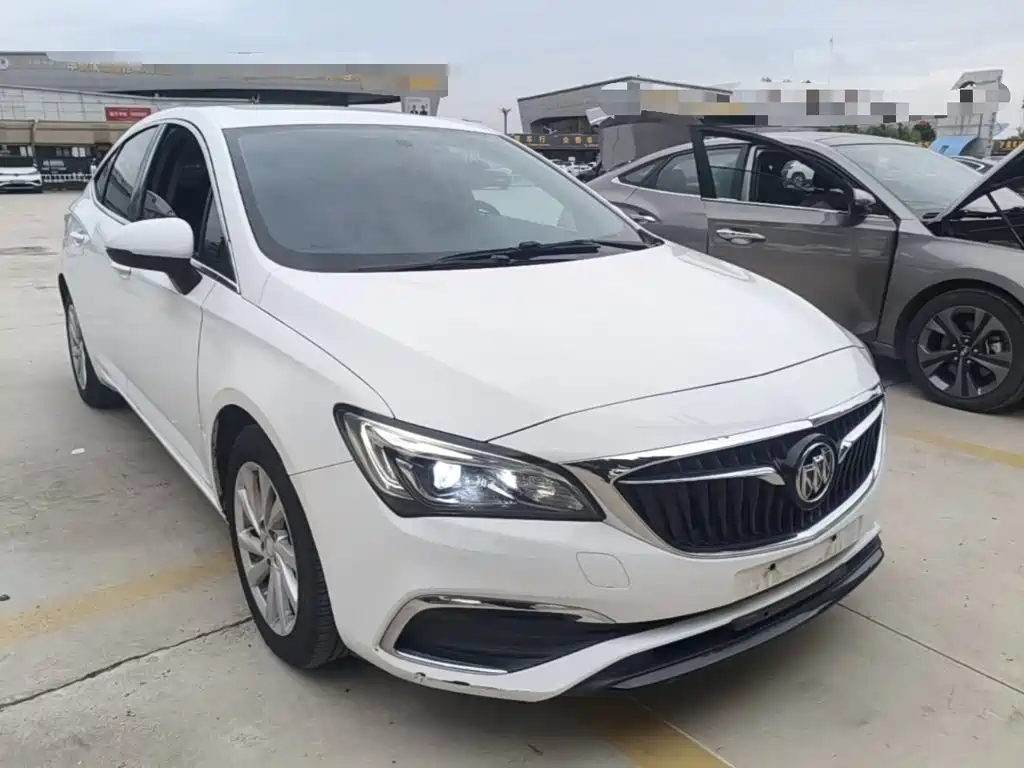 Buick Verano — миниатюра 4