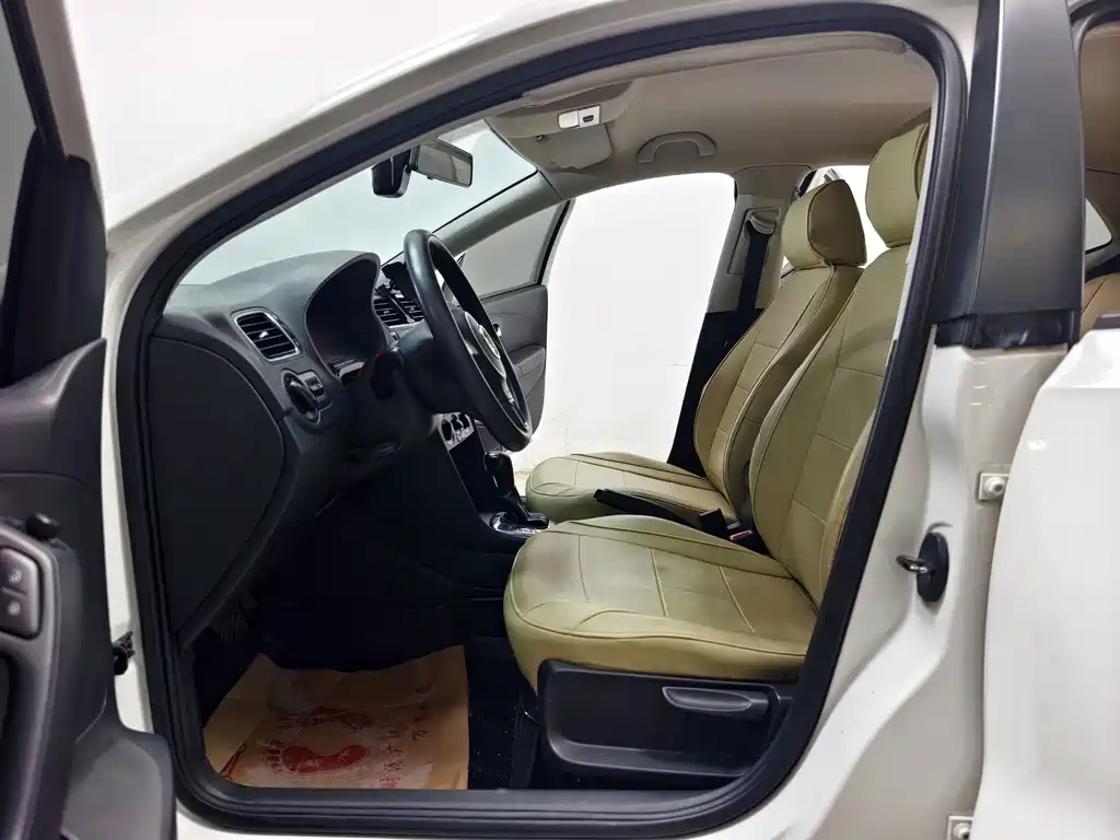 Volkswagen Polo — миниатюра 10