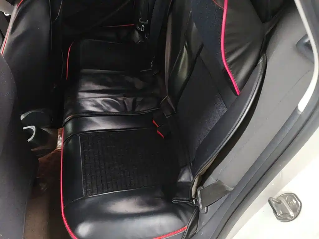 Volkswagen Polo — миниатюра 17