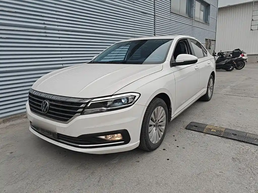 Volkswagen Lavida — миниатюра 2
