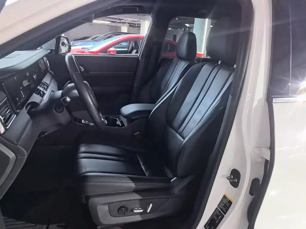 Li Auto Li ONE — миниатюра 11