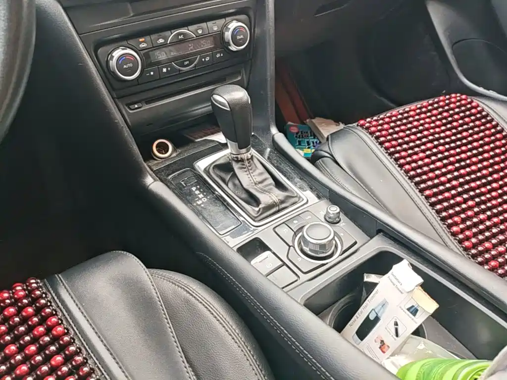 Mazda 3 Axela — миниатюра 14