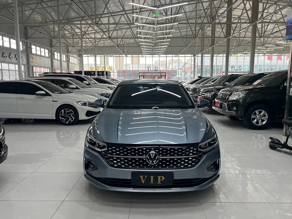 Volkswagen Lavida — миниатюра 2