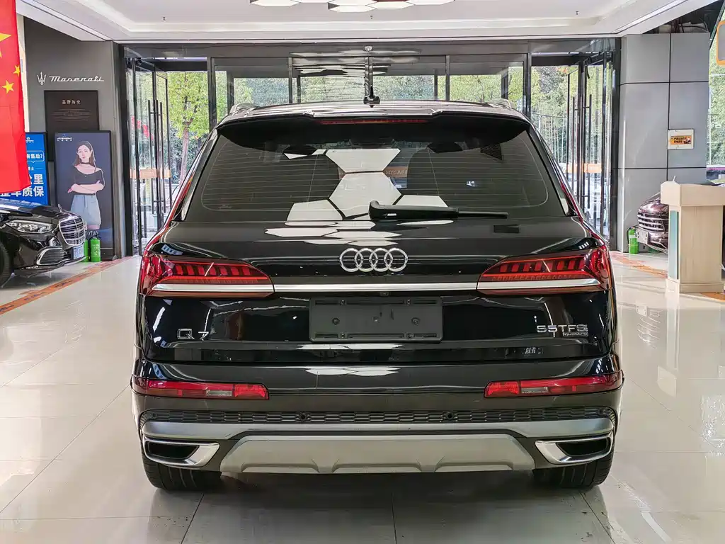 Audi Q7 — миниатюра 8