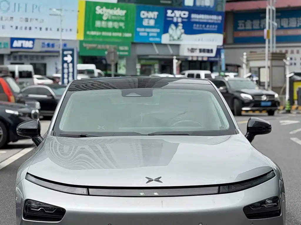 XPeng P7 — миниатюра 2