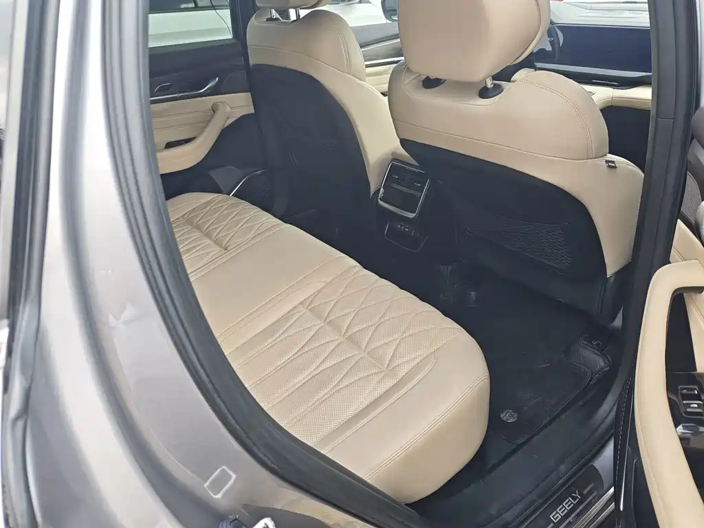 Geely Xingyue L — миниатюра 12