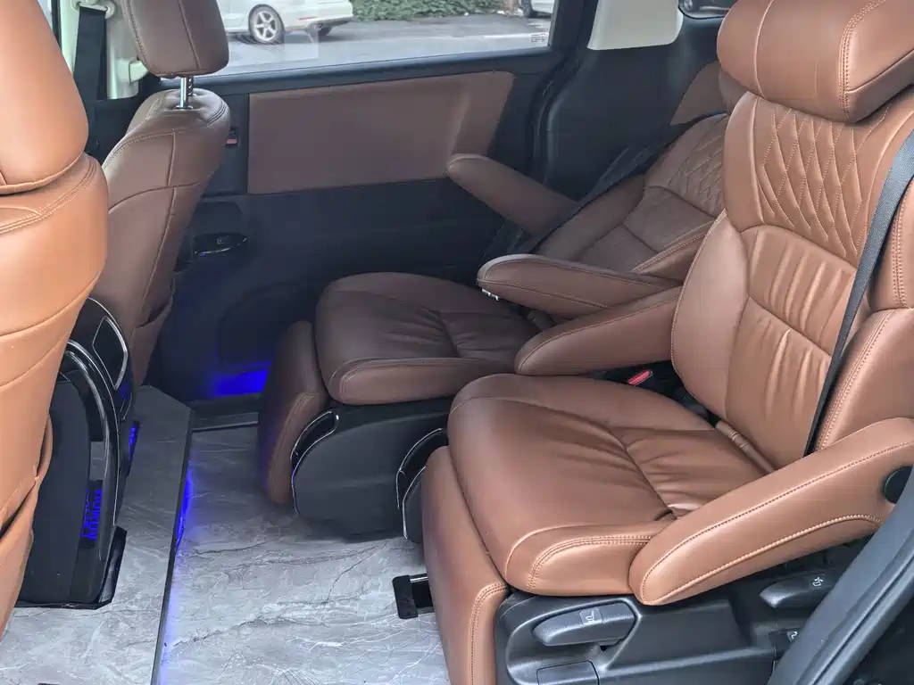 Honda Odyssey — миниатюра 7