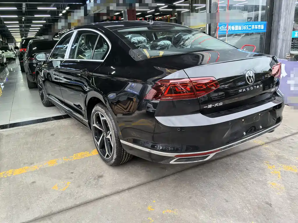 Volkswagen Magotan — миниатюра 4