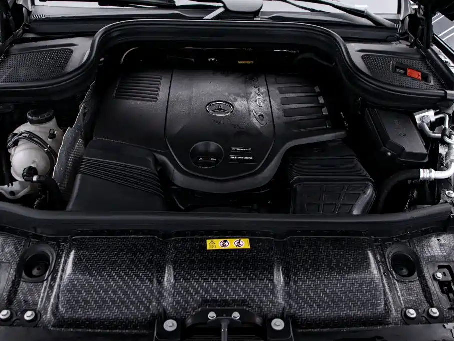 Mercedes-Benz GLS — миниатюра 19