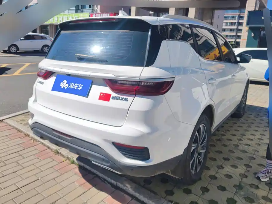 Geely Vision X6 — миниатюра 3