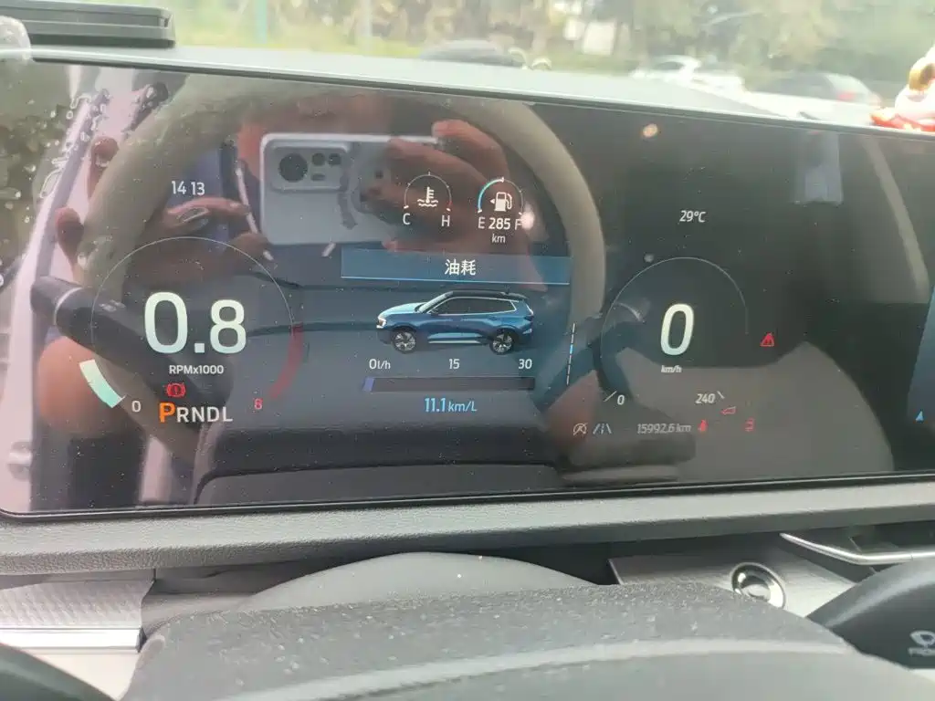 Ford Equator Sport — миниатюра 12