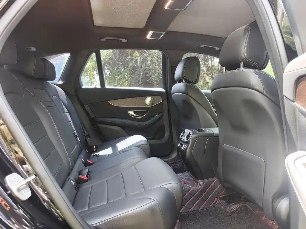 Mercedes-Benz GLC — миниатюра 12