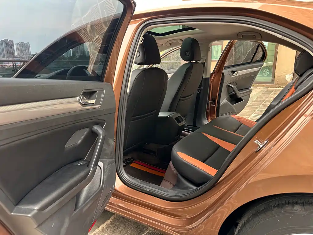 Volkswagen Lamando — миниатюра 7