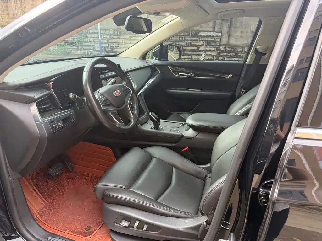 Cadillac XT5 — миниатюра 4