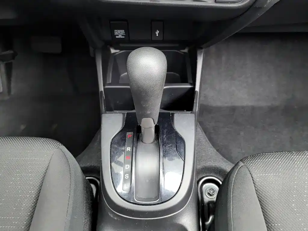 Honda Fit — миниатюра 13