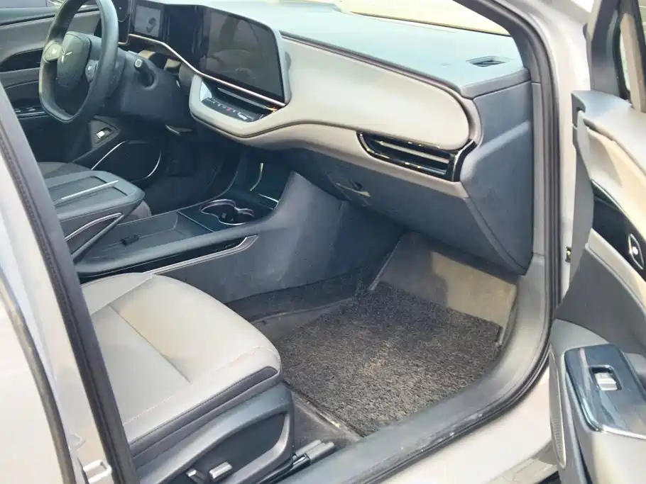 Hongqi Hongqi EH7 — миниатюра 8