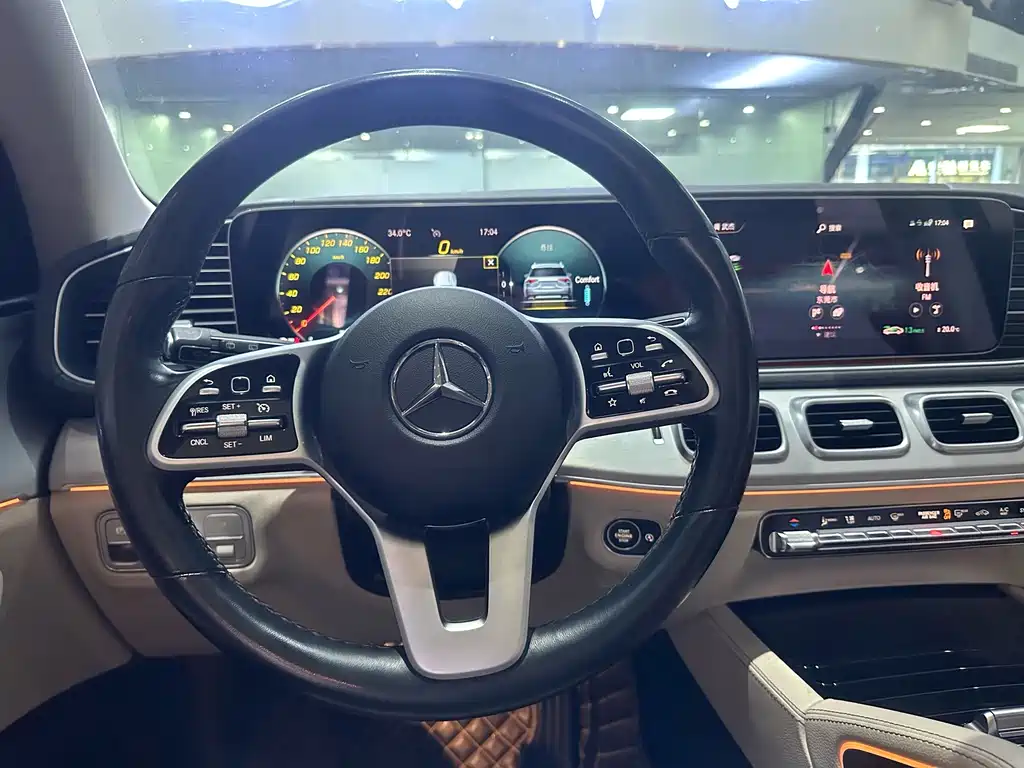 Mercedes-Benz GLE (Import) — миниатюра 9