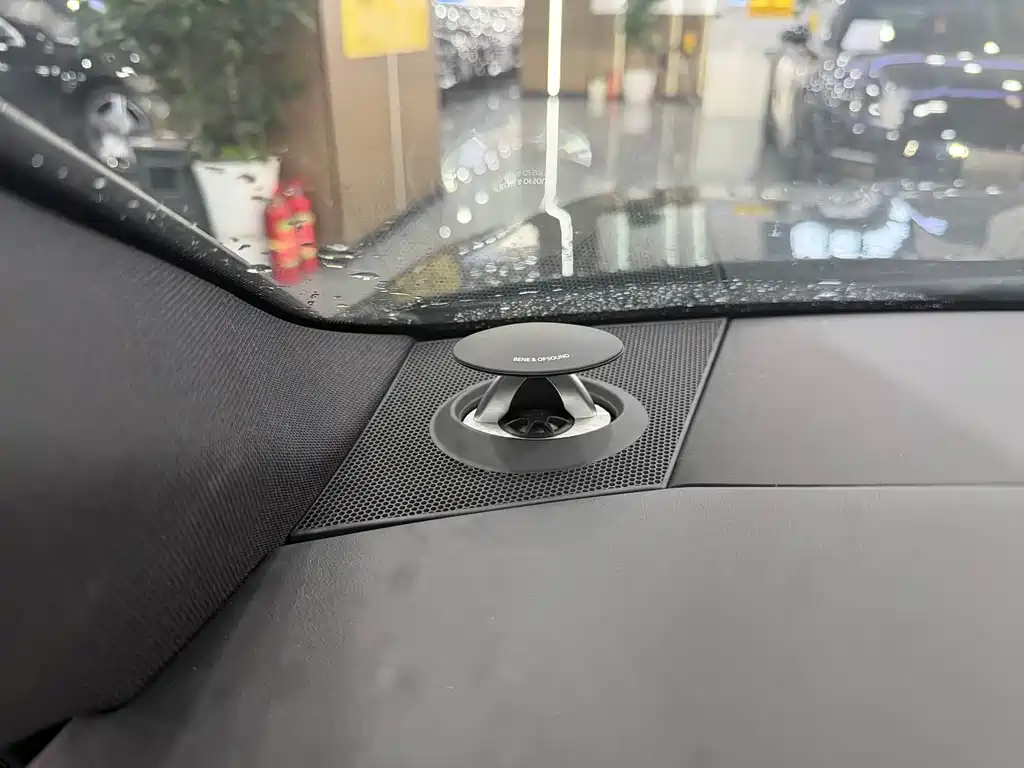 Audi A7L — миниатюра 8