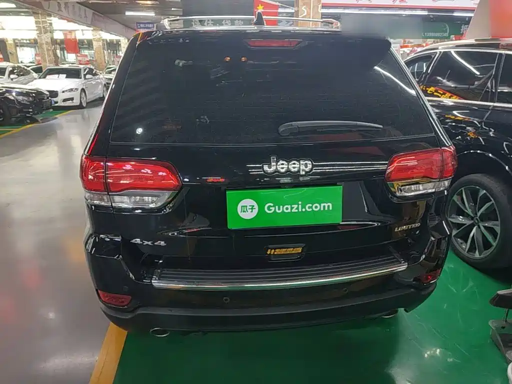 Jeep Grand Cherokee (Import) — миниатюра 6
