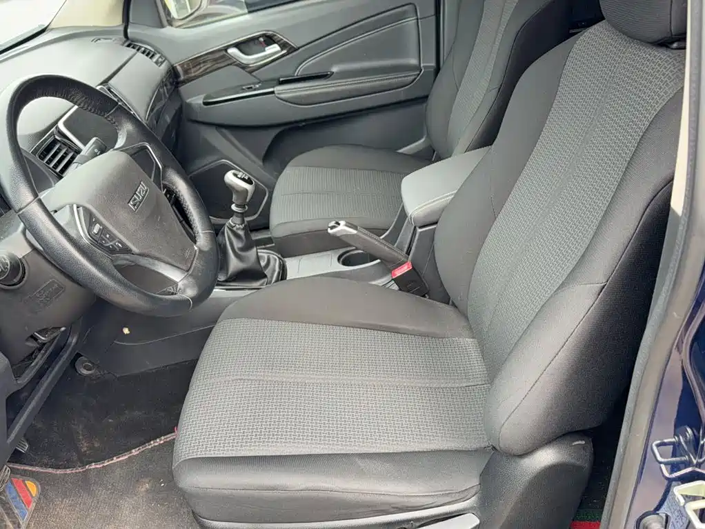 Isuzu Lingtuo — миниатюра 10