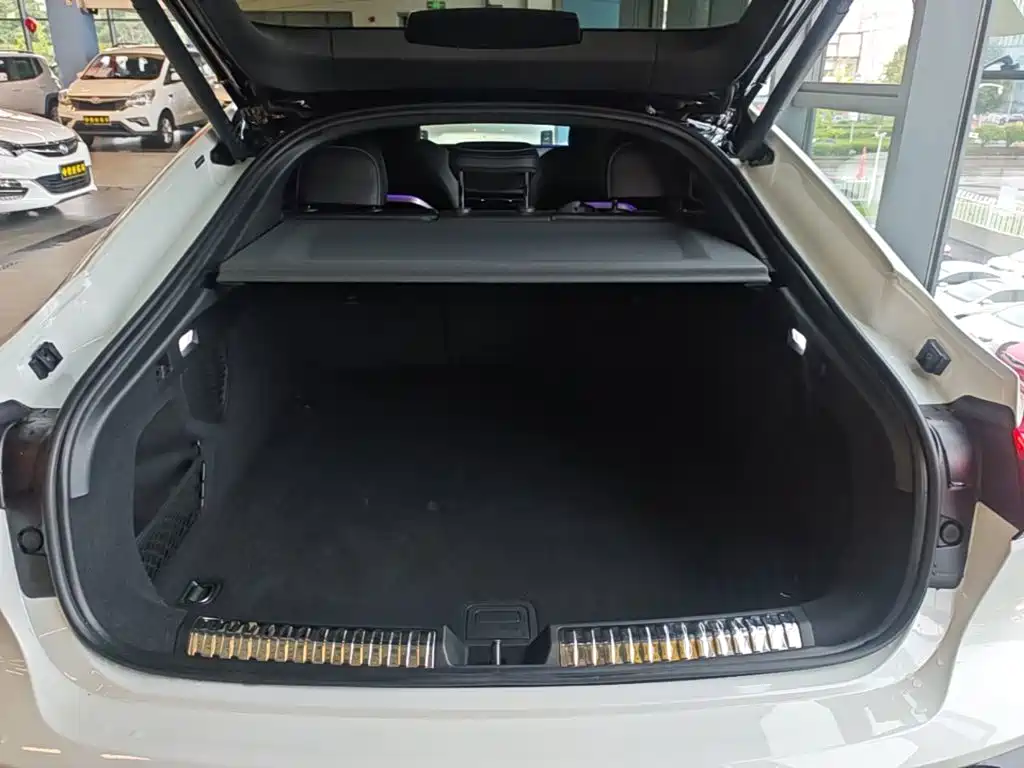 Audi A5L Sportback — миниатюра 19