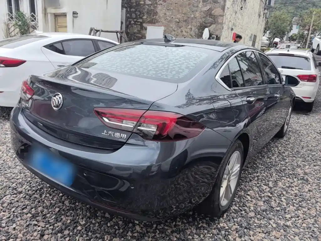 Buick Regal — миниатюра 7