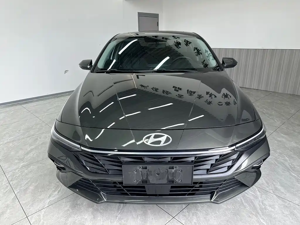 Hyundai Elantra — миниатюра 2