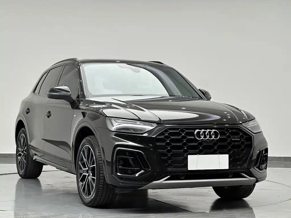 Audi Q5L — миниатюра 2