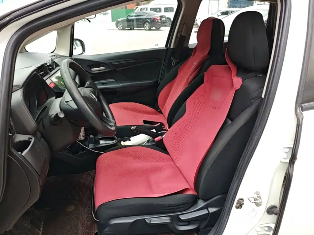 Honda Fit — миниатюра 15