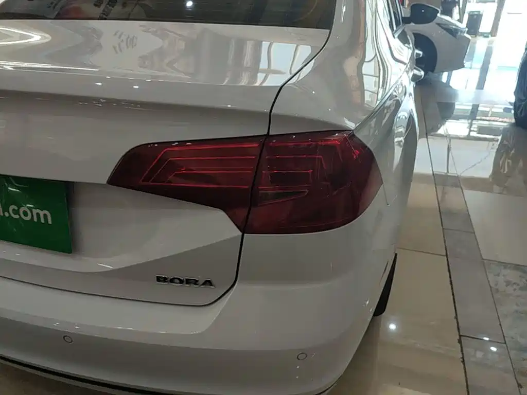 Volkswagen Bora — миниатюра 8