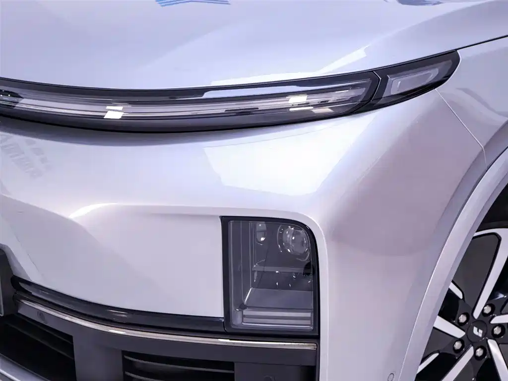 IDEAL CAR IDEAL L8