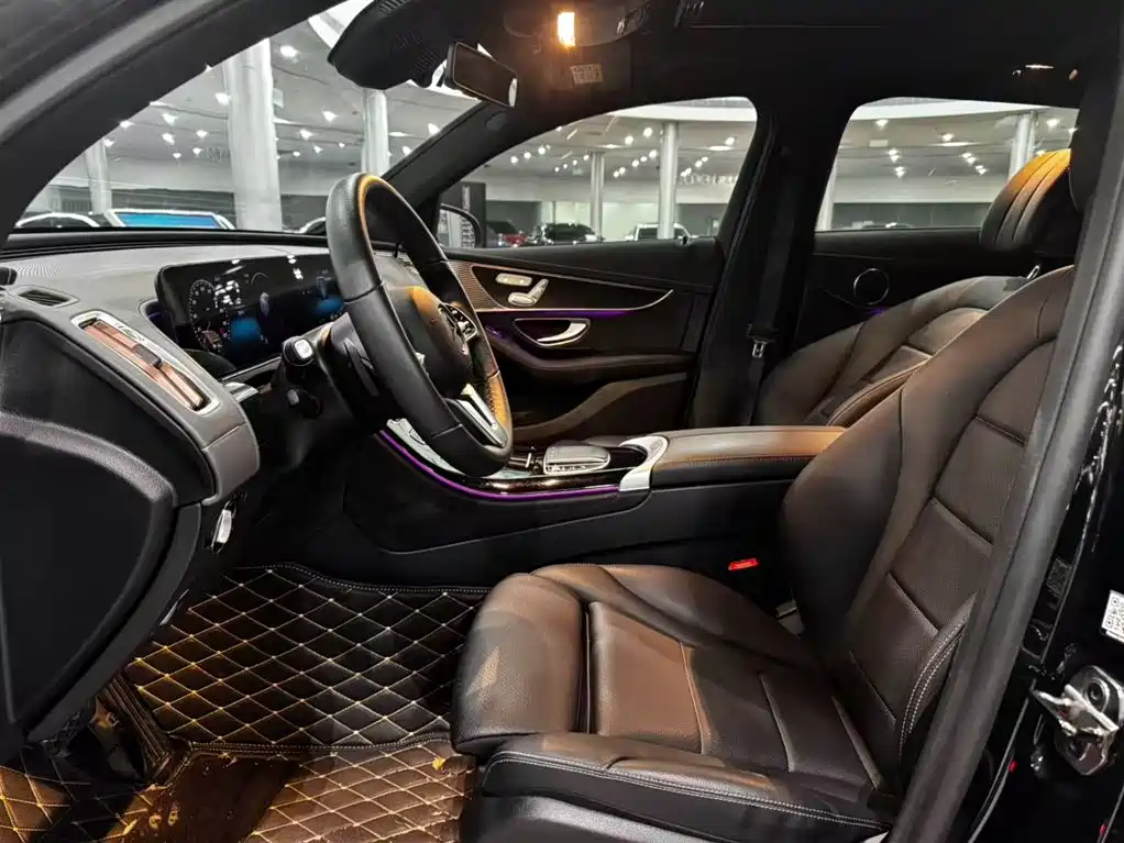 Mercedes-Benz EQC — миниатюра 10