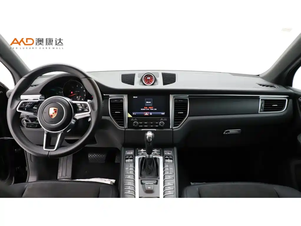 Porsche Macan — миниатюра 5