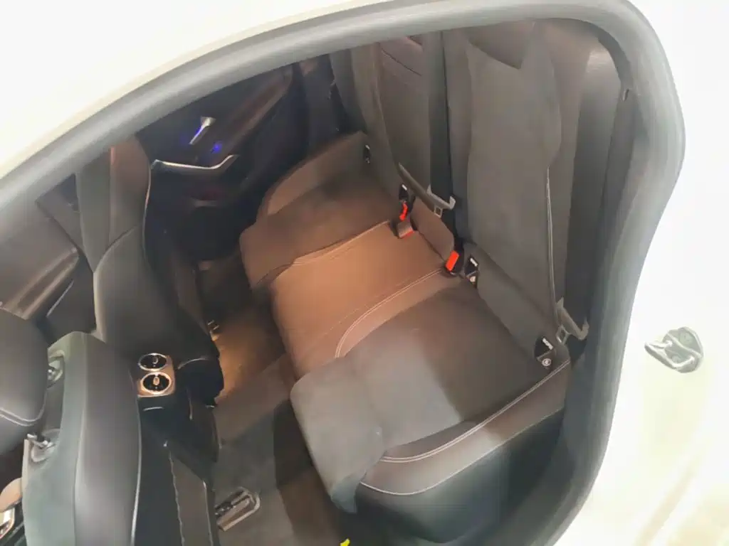 Mercedes-Benz A-Class — миниатюра 17
