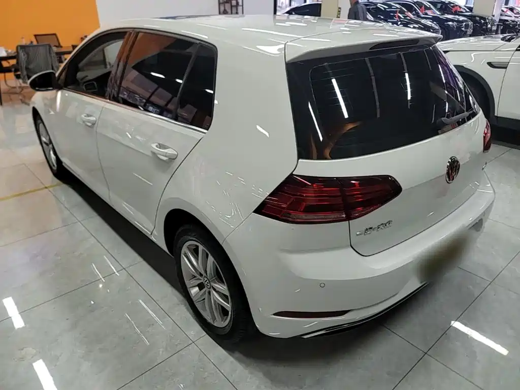 Volkswagen Golf — миниатюра 5