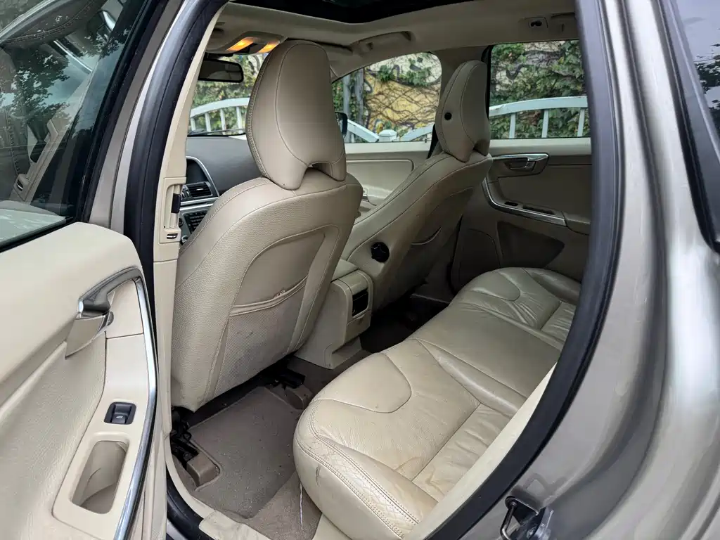Volvo XC60 (Import) — миниатюра 9