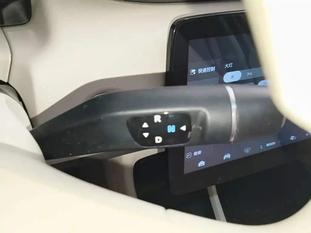 Leapmotor Leapmotor T03 — миниатюра 14