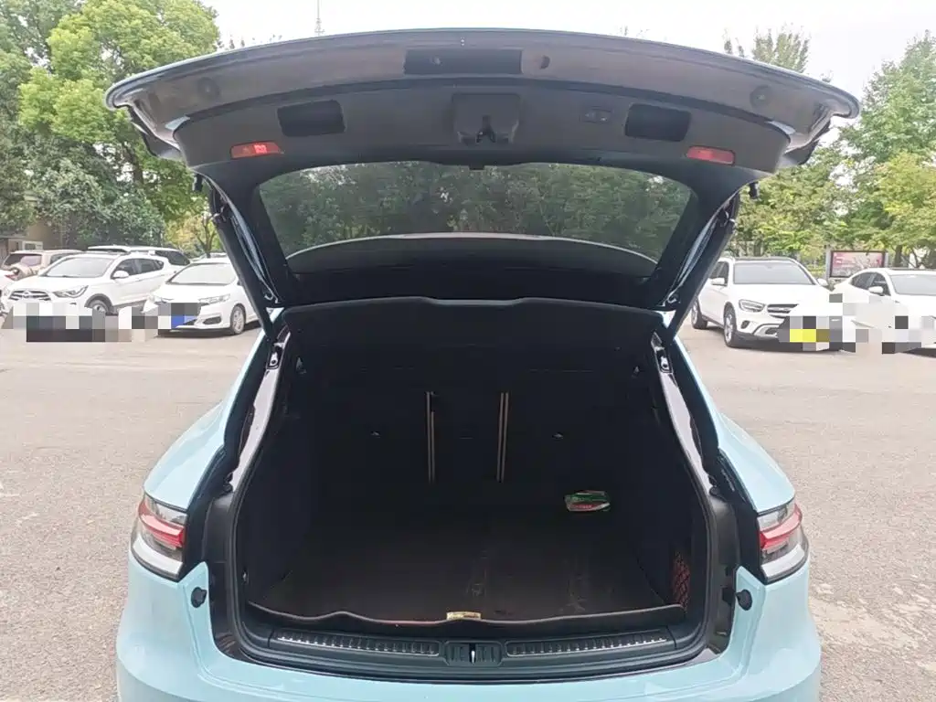 Porsche Macan — миниатюра 19