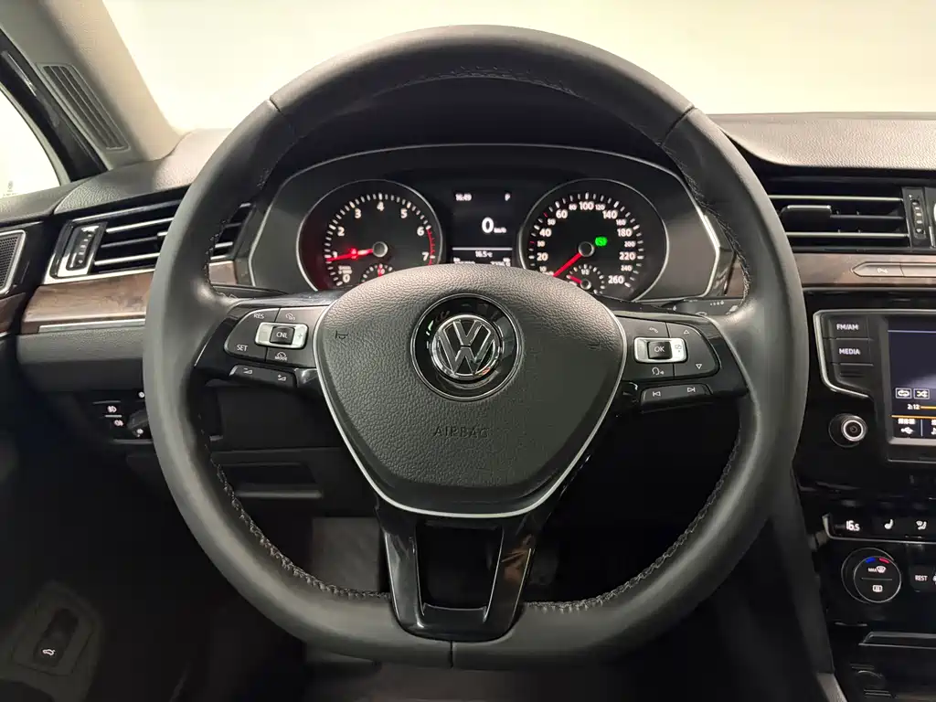 Volkswagen Magotan 2017 380TSI DSG Luxury