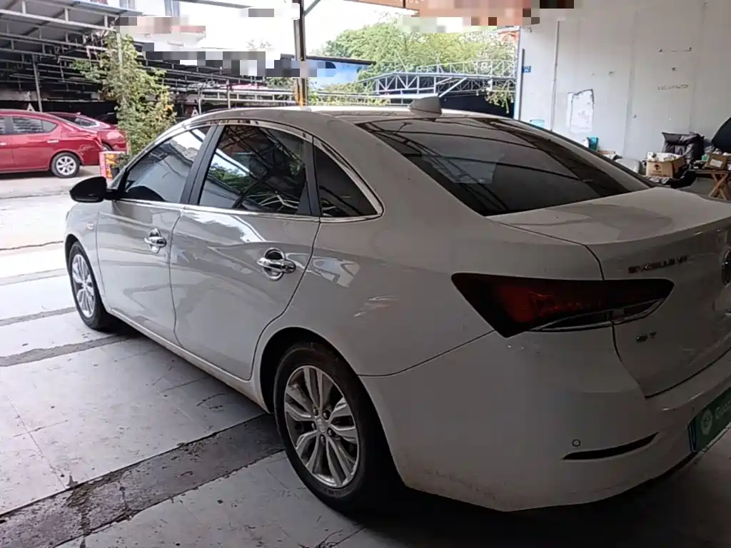 Buick Excelle — миниатюра 5