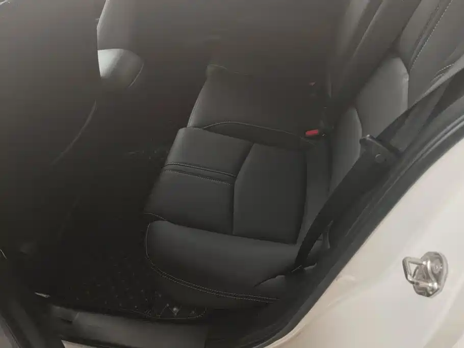 Mazda 3 Axela — миниатюра 11