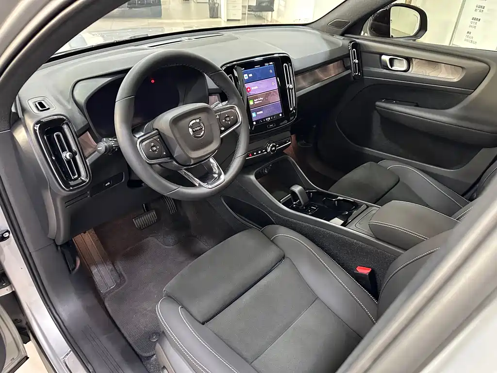 Volvo C40 — миниатюра 11