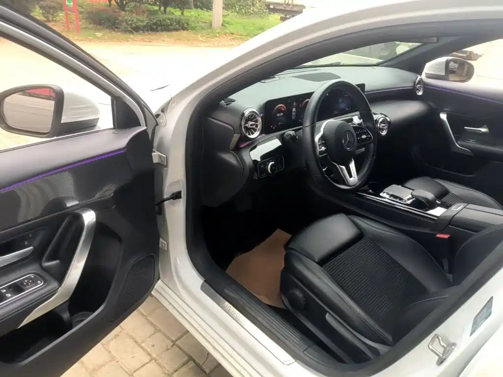 Mercedes-Benz A-Class (Import) — миниатюра 16